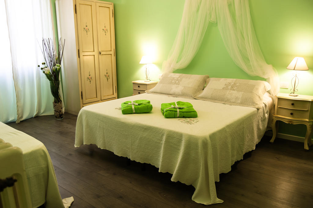 Bric A Brac Bed & Breakfast Florence Room photo